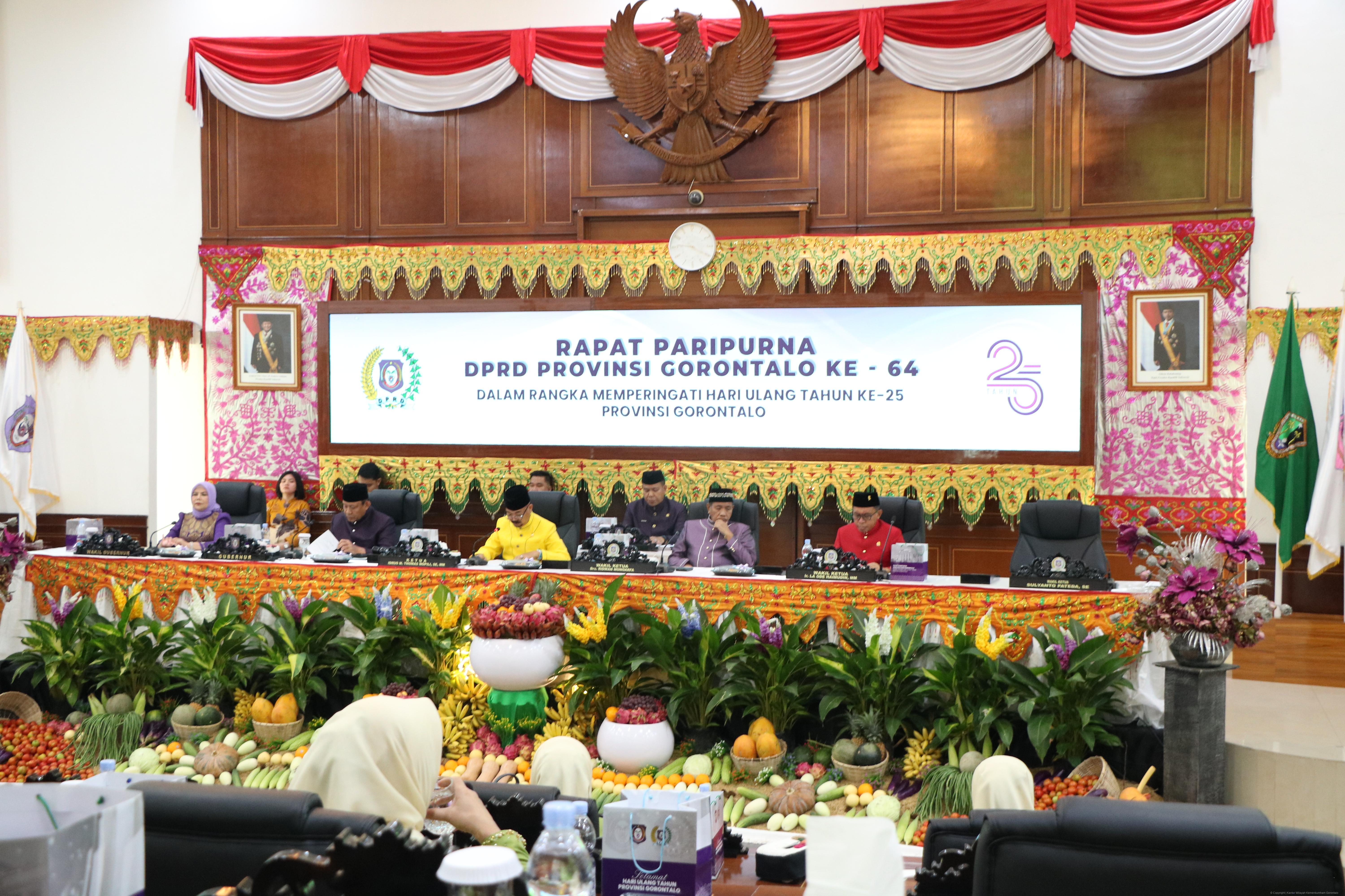 Kolaborasi Lintas Instansi Menguat, Kemenkum Gorontalo Hadiri Rapat Paripurna DPRD ke-64 dalam rangka HUT ke-25 Provinsi Gorontalo