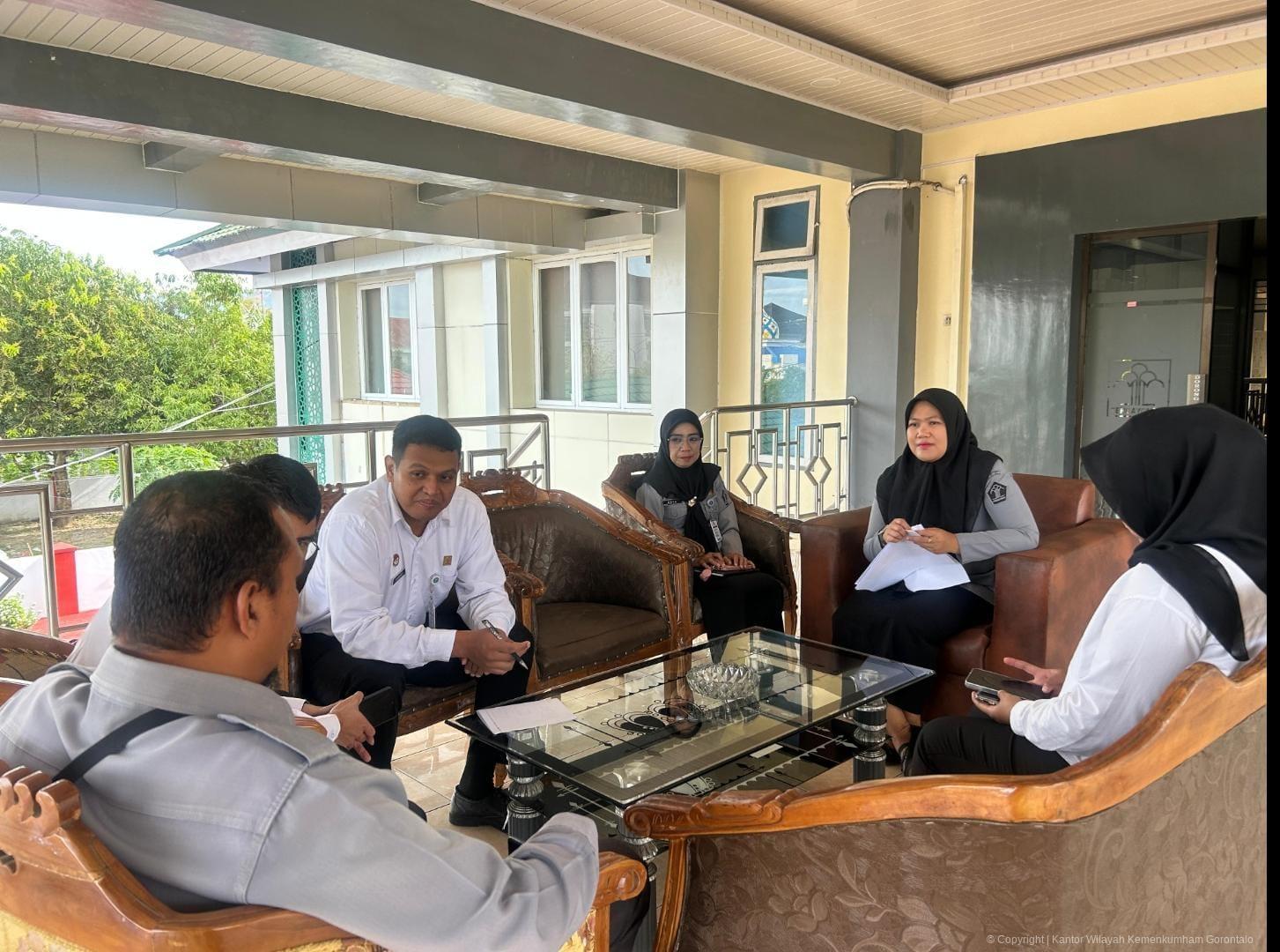 Perkuat Akses Keadilan Warga Desa, Kanwil Kemenkum Gorontalo Dorong Optimalisasi Layanan Posbankum