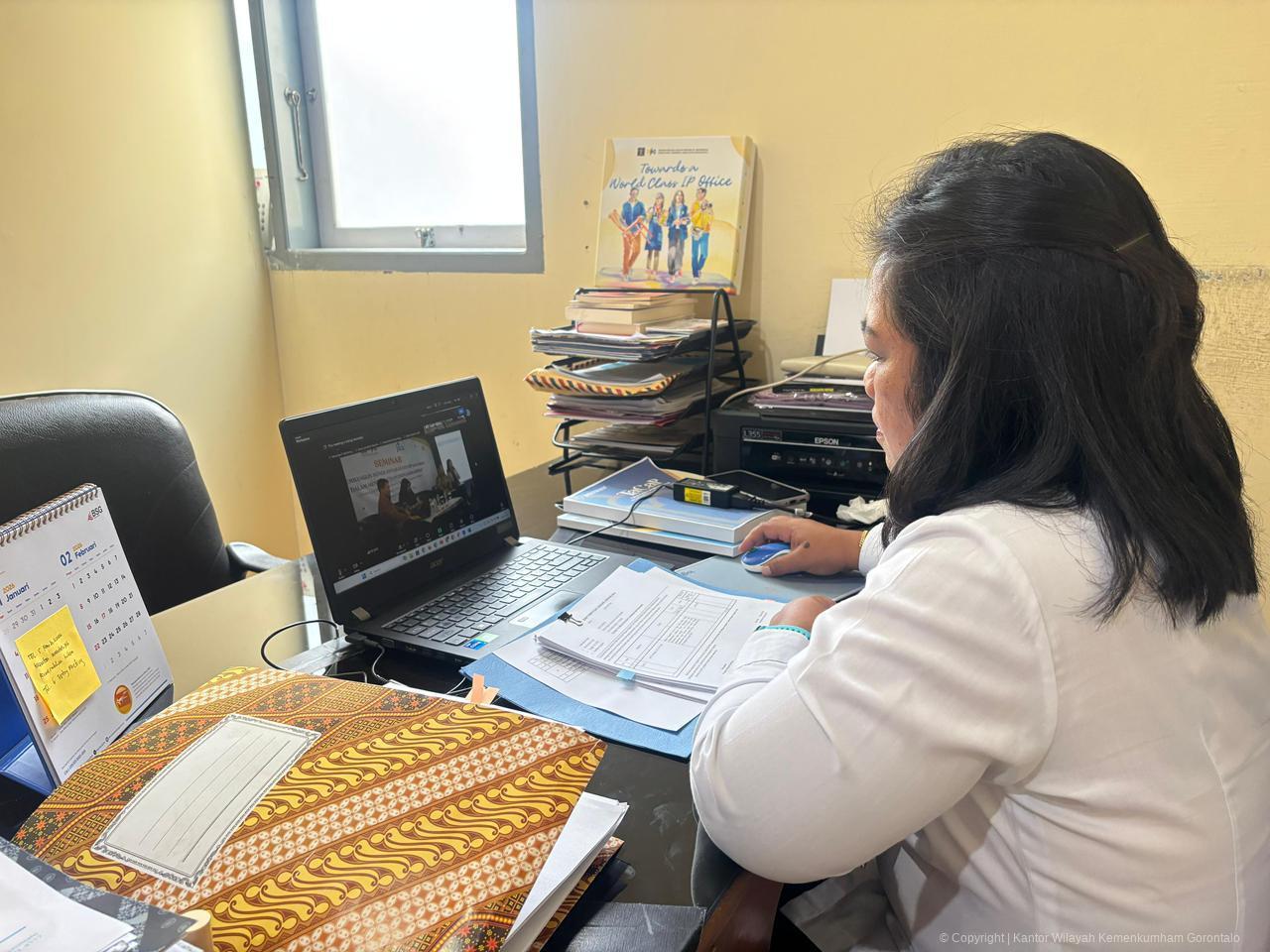 Mengakselerasi UMKM Menuju Panggung Global, Kanwil Kemenkum Gorontalo Ikuti Seminar Strategis DJKI