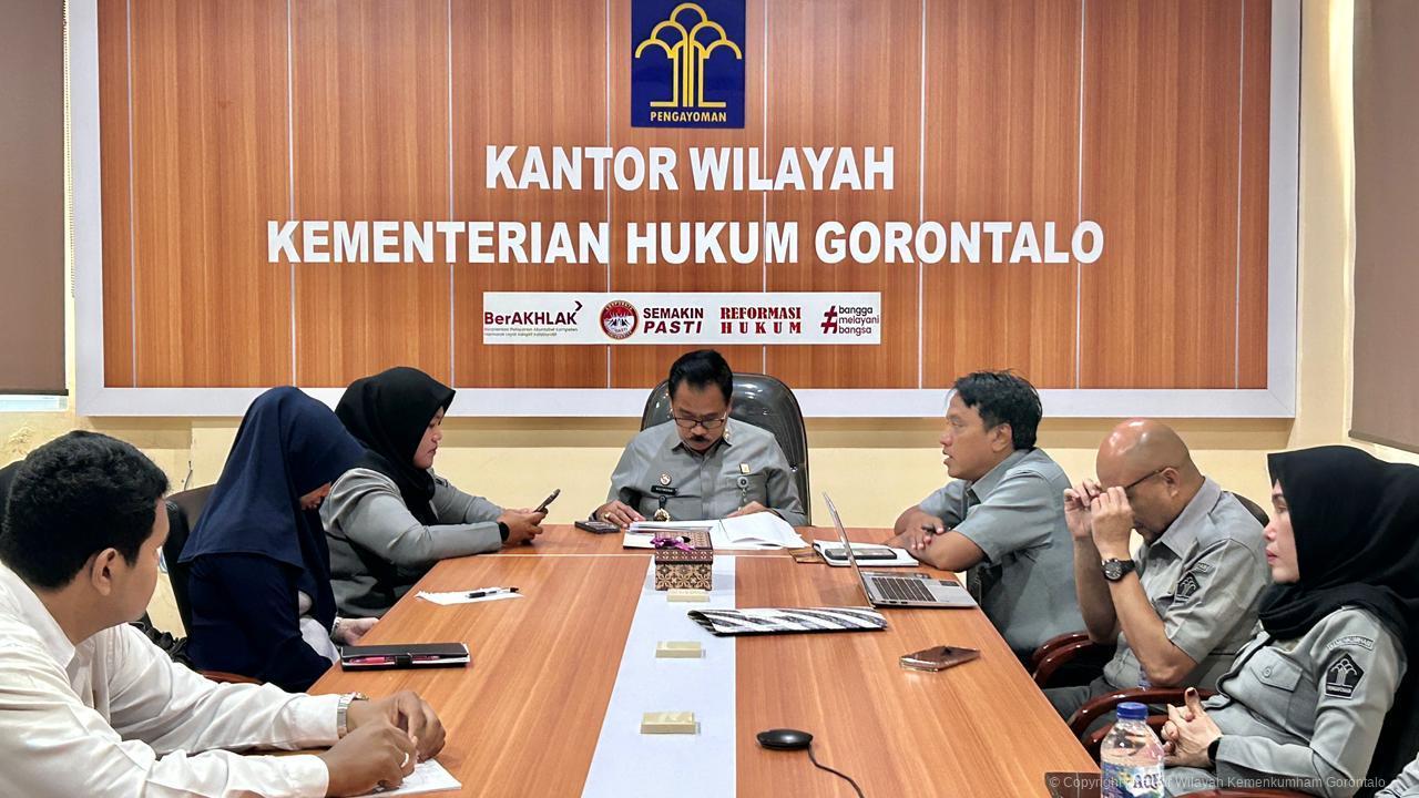 Perkuat Kualitas Regulasi, Kanwil Kemenkum Gorontalo Gelar Rapat AIEK 2026